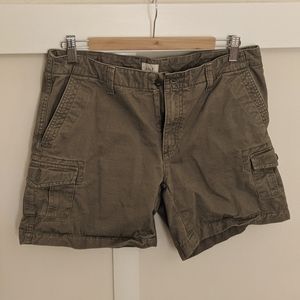 Able Olive green cargo shorts size 29